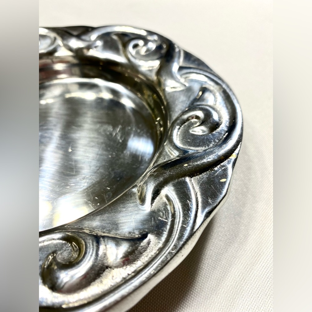 Vintage Bowl looks like Sterling Silver - Picture 10 of 10